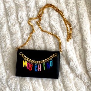 Moschino cross body wallet chair